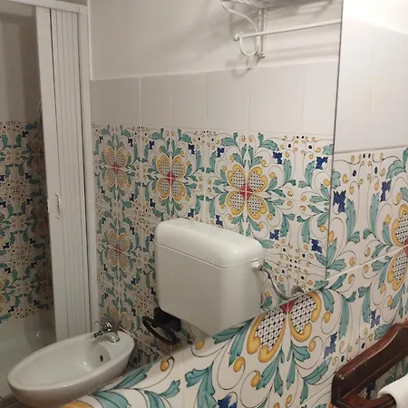 Cortile Di Apartamento *